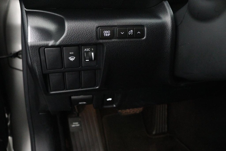 Lexus IS - 300h Hybrid Business Line 26