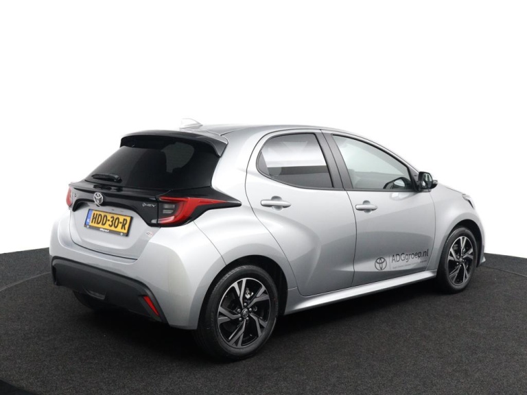 Toyota Yaris - 1.5 Hybrid 115 First Edition 2