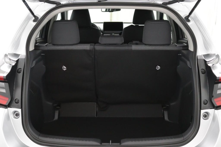 Toyota Yaris - 1.5 Hybrid 115 First Edition 26