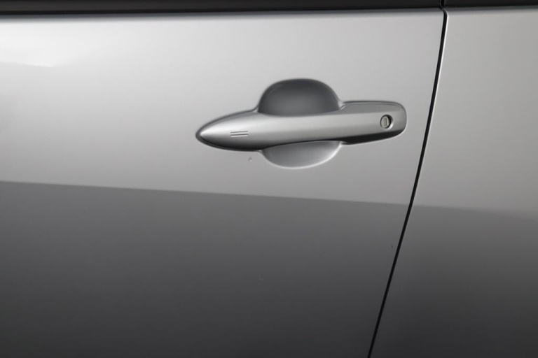 Toyota Yaris - 1.5 Hybrid 115 First Edition 36