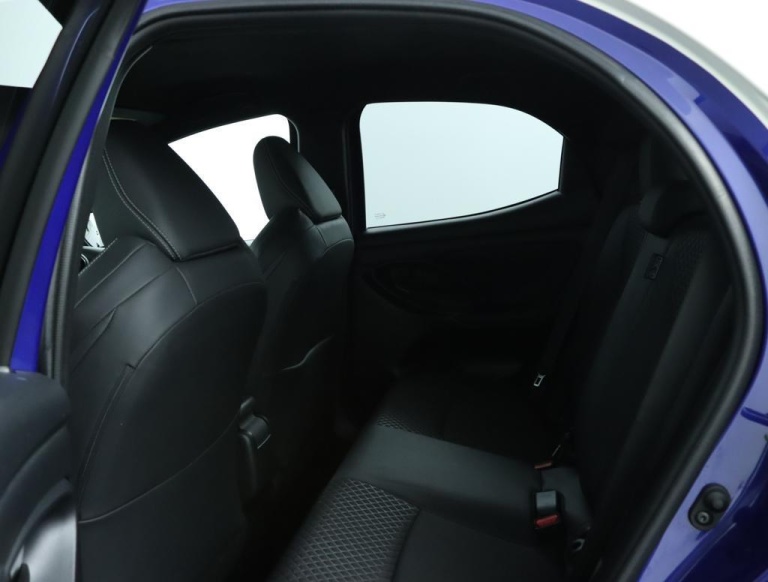 Toyota Yaris - 1.5 Hybrid Executive 18