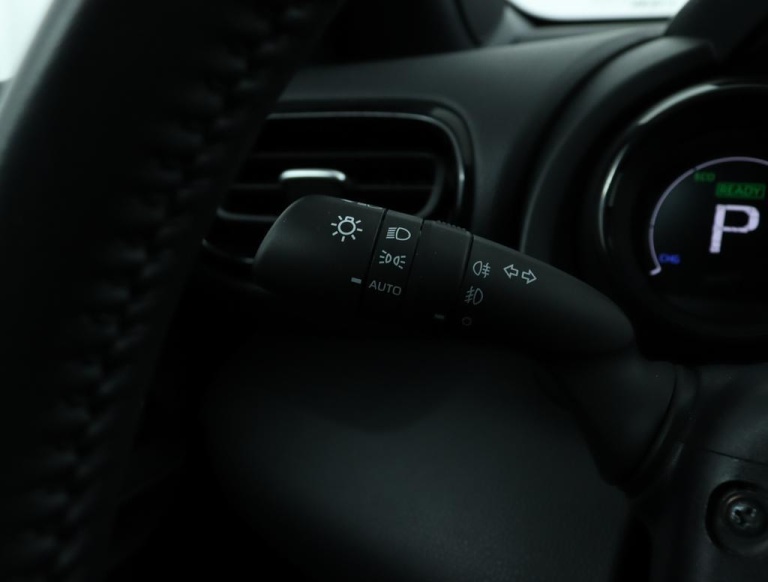 Toyota Yaris - 1.5 Hybrid Executive 30