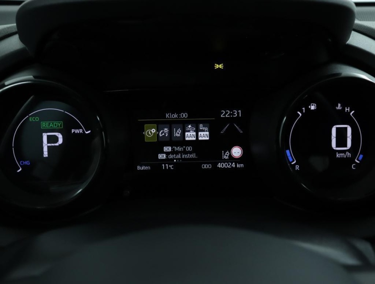 Toyota Yaris - 1.5 Hybrid Executive 6