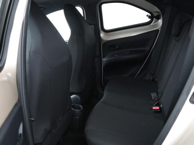 Toyota Aygo X - 1.0 VVT-i MT Pulse