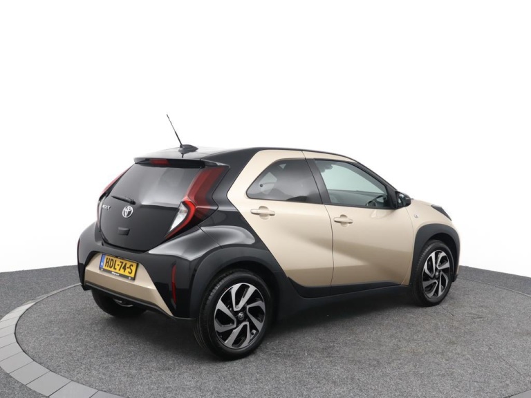 Toyota Aygo X - 1.0 VVT-i MT Pulse 2
