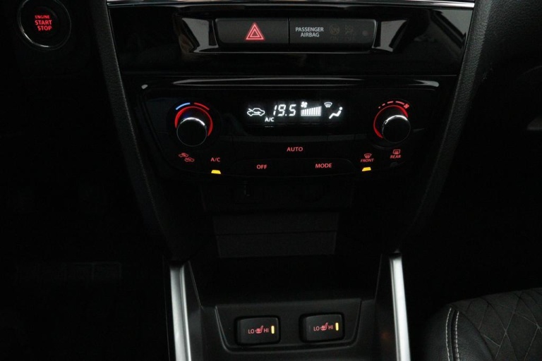 Suzuki Vitara - 1.0 Boosterjet Stijl 11
