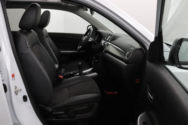 Suzuki Vitara - 1.0 Boosterjet Stijl 22