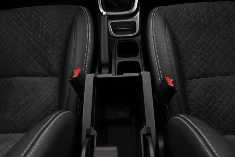 Suzuki Vitara - 1.0 Boosterjet Stijl 42