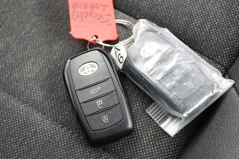 Toyota Corolla Touring Sports - 1.8 Hybrid First Edition 11