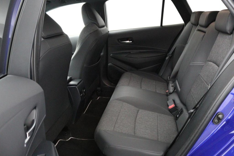Toyota Corolla Touring Sports - 1.8 Hybrid First Edition 18