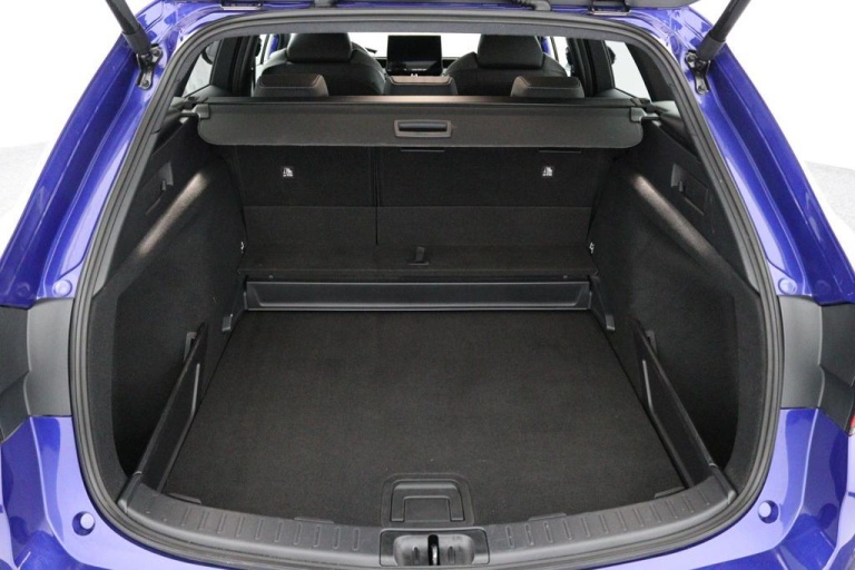 Toyota Corolla Touring Sports - 1.8 Hybrid First Edition 23