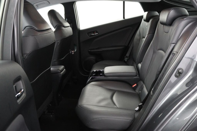 Toyota Prius - 1.8 Plug-in Executive 18