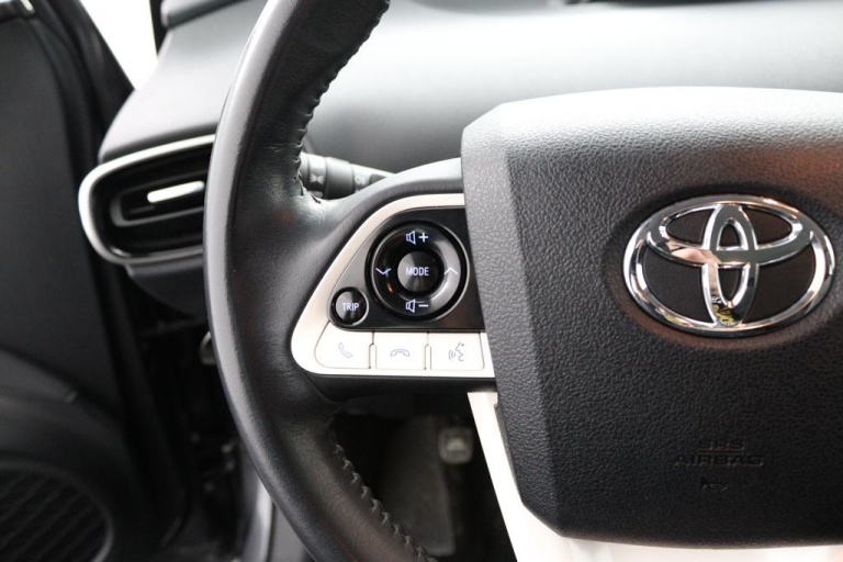 Toyota Prius - 1.8 Plug-in Executive 19