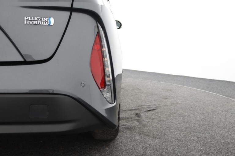 Toyota Prius - 1.8 Plug-in Executive 38