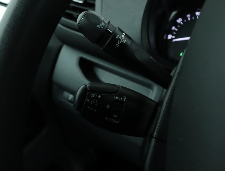 Toyota PROACE Compact - 1.5 D-4D Cool Comfort 33