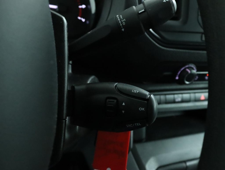 Toyota PROACE Compact - 1.5 D-4D Cool Comfort 34