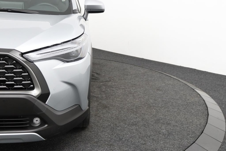 Toyota Corolla Cross - 2.0 High Power Hybrid First Edition 35