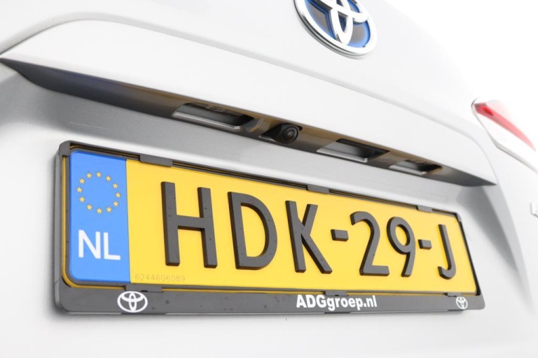 Toyota Corolla Cross - 2.0 High Power Hybrid First Edition 41