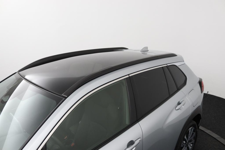 Toyota Corolla Cross - 2.0 High Power Hybrid First Edition 44