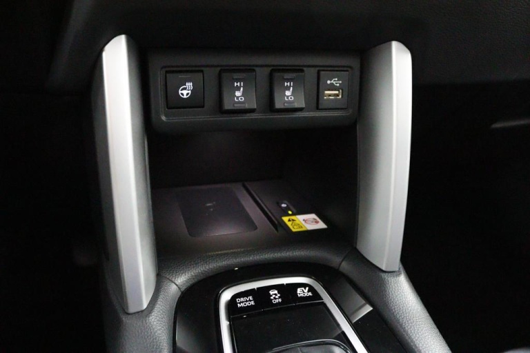 Toyota Corolla Cross - 2.0 High Power Hybrid First Edition 49