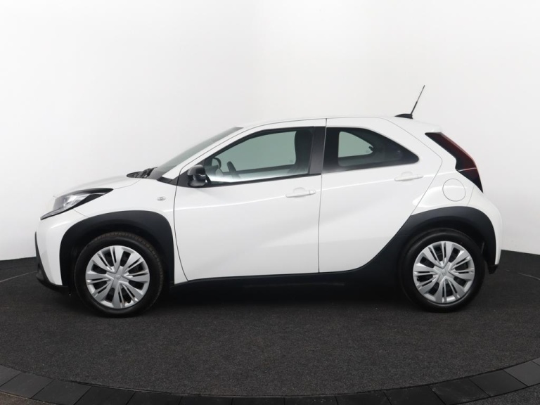 Toyota Aygo X - 1.0 VVT-i MT Play 3