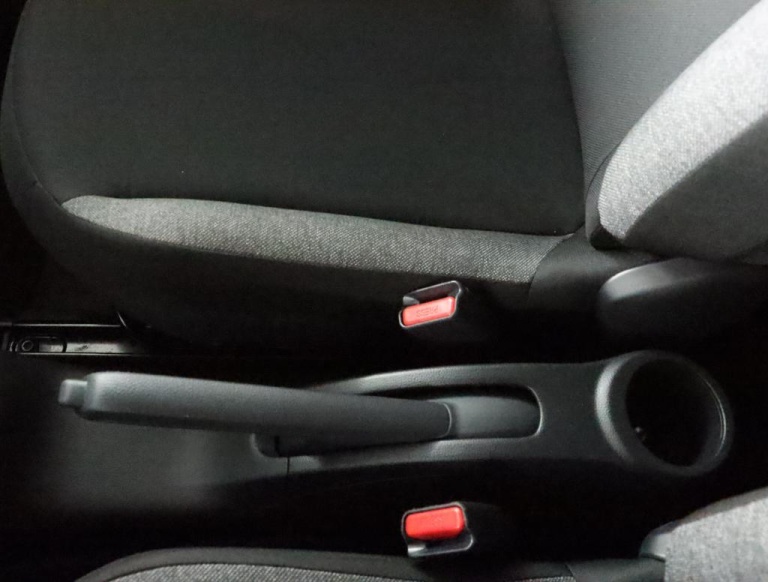 Toyota Aygo X - 1.0 VVT-i MT Play 57