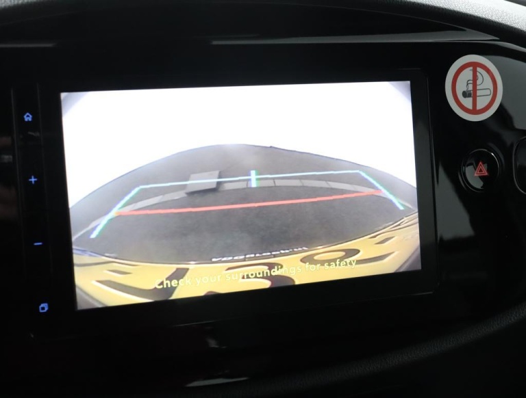 Toyota Aygo X - 1.0 VVT-i MT Play 8