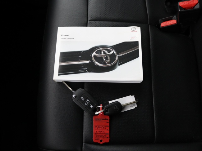 Toyota PROACE Worker - 2.0 D-4D Navigator Long