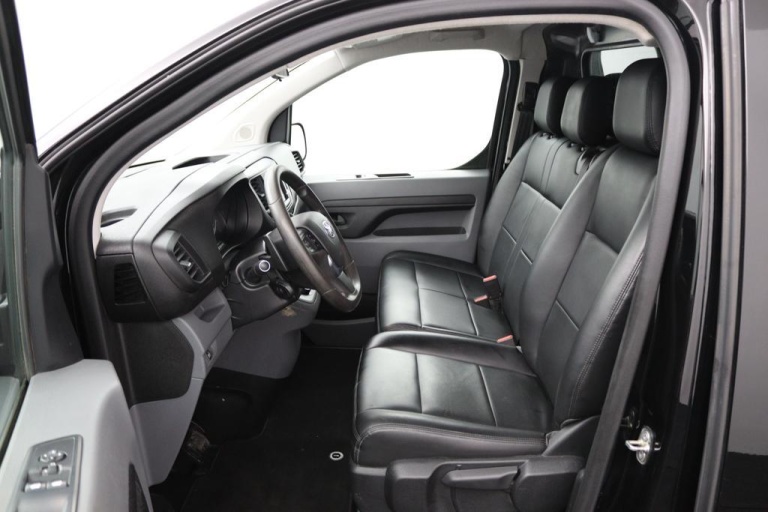 Toyota PROACE Worker - 2.0 D-4D Navigator Long 17