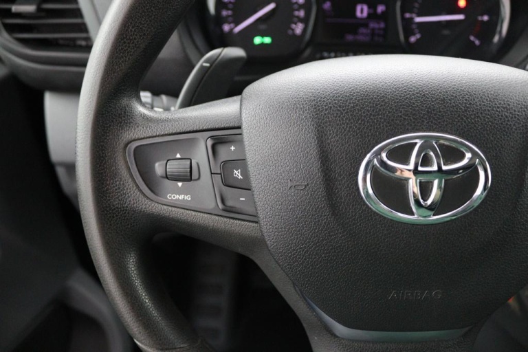 Toyota PROACE Worker - 2.0 D-4D Navigator Long 19