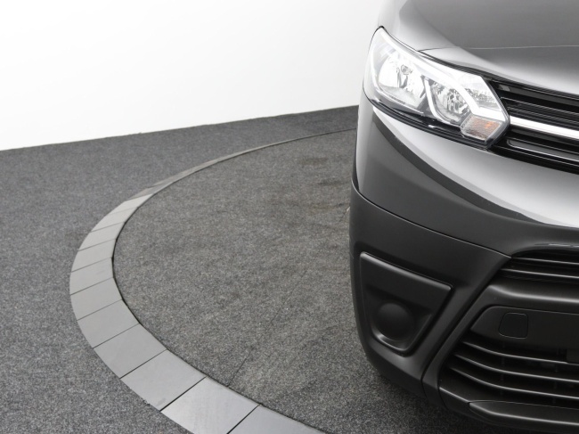 Toyota PROACE Worker - 2.0 D-4D Navigator Long