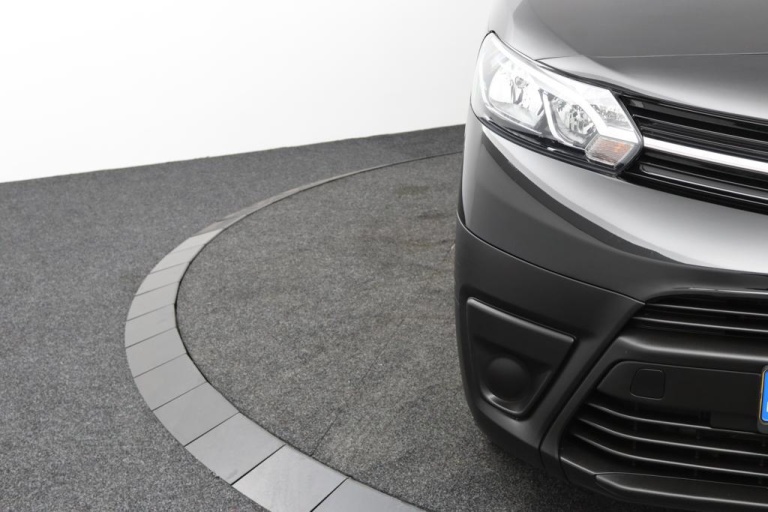 Toyota PROACE Worker - 2.0 D-4D Navigator Long 33