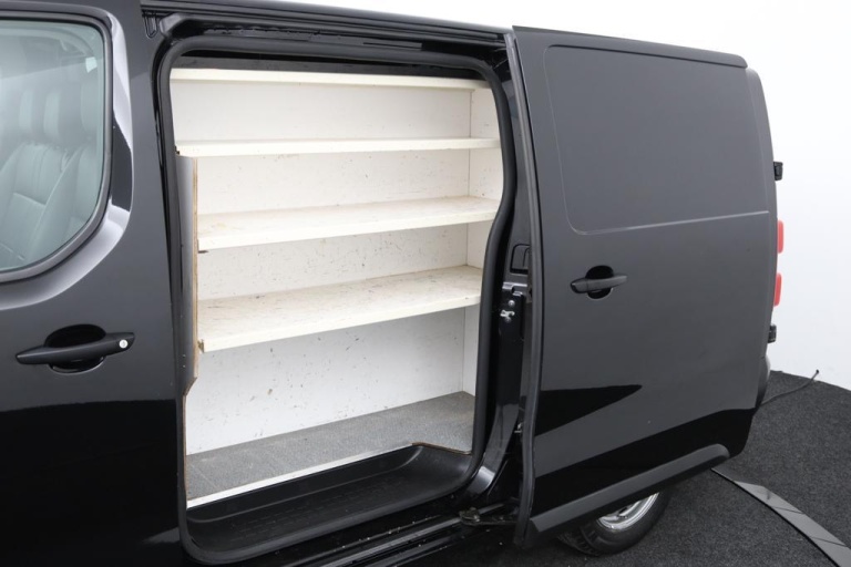 Toyota PROACE Worker - 2.0 D-4D Navigator Long 35