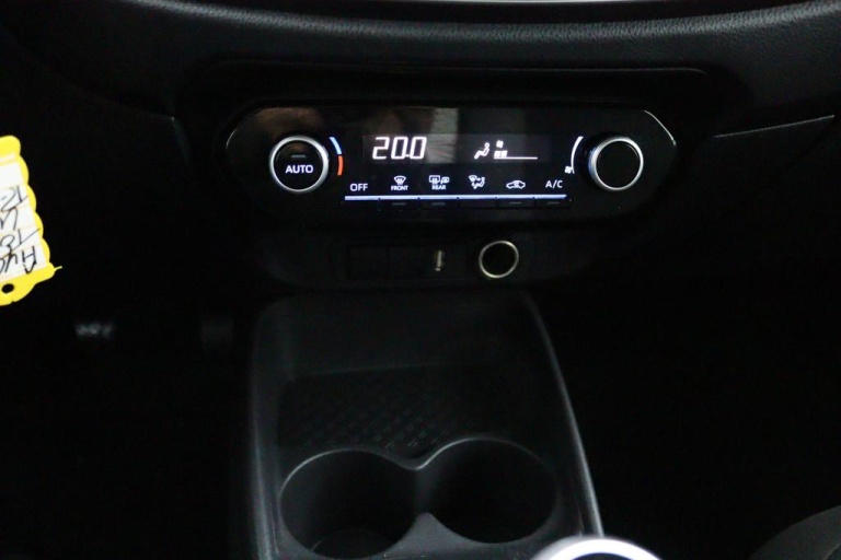 Toyota Aygo X - 1.0 VVT-i MT first 17