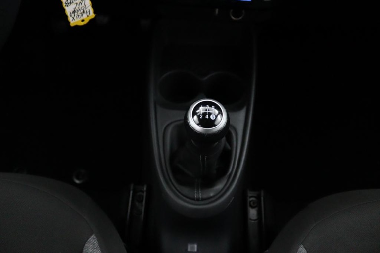 Toyota Aygo X - 1.0 VVT-i MT first 25