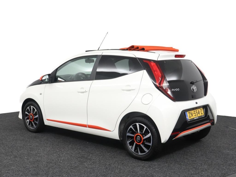 Toyota Aygo - 1.0 VVT-i x-otic 12