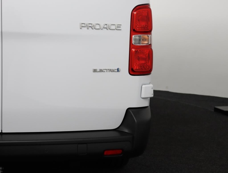 Toyota PROACE Electric Worker - Live Extra Range Long 75 kWh 46