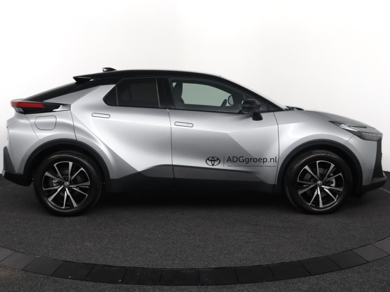 Toyota C-HR - 2.0 Plug-in Hybrid 220 First Edition 13