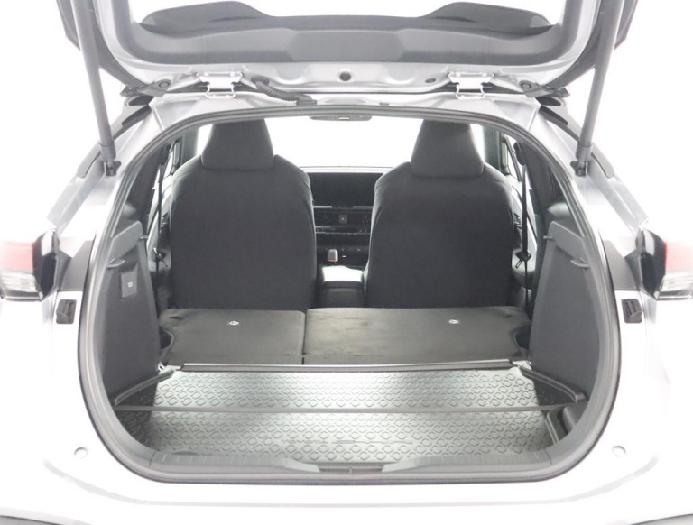 Toyota C-HR - 2.0 Plug-in Hybrid 220 First Edition 25