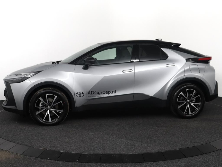 Toyota C-HR - 2.0 Plug-in Hybrid 220 First Edition 3