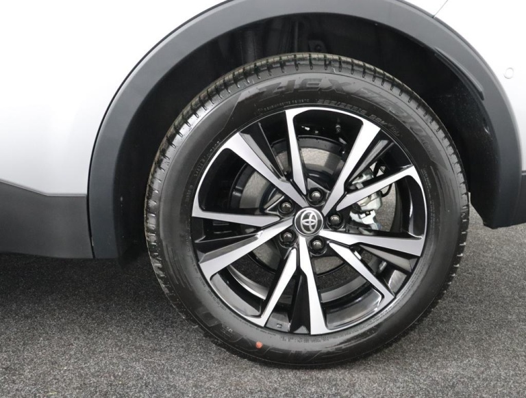 Toyota C-HR - 2.0 Plug-in Hybrid 220 First Edition 41
