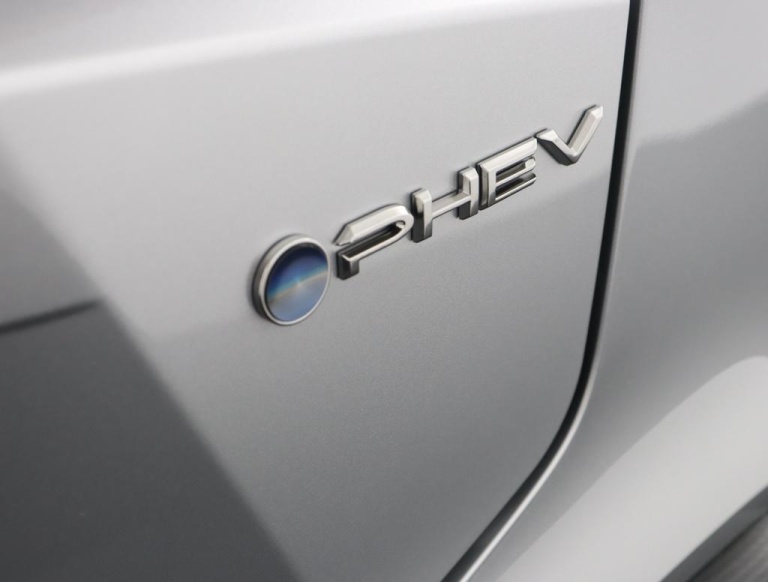 Toyota C-HR - 2.0 Plug-in Hybrid 220 First Edition 46