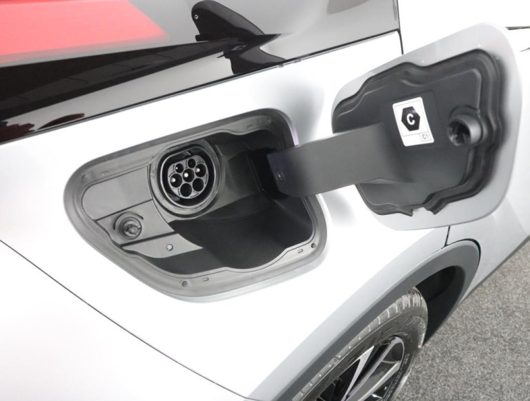 Toyota C-HR - 2.0 Plug-in Hybrid 220 First Edition 53