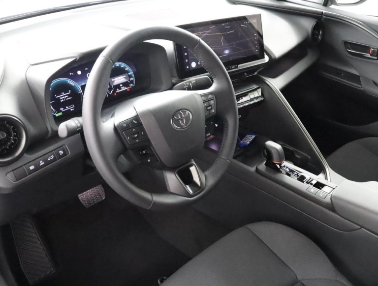 Toyota C-HR - 2.0 Plug-in Hybrid 220 First Edition 76