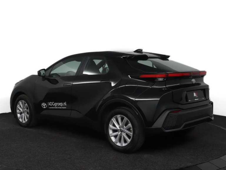 Toyota C-HR - 1.8 Hybrid 140 Active 12