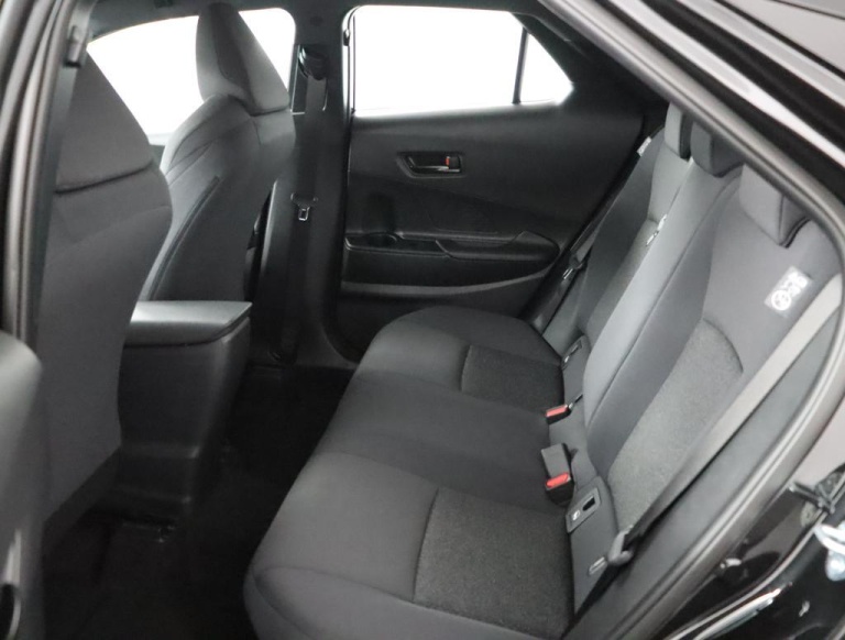 Toyota C-HR - 1.8 Hybrid 140 Active 18