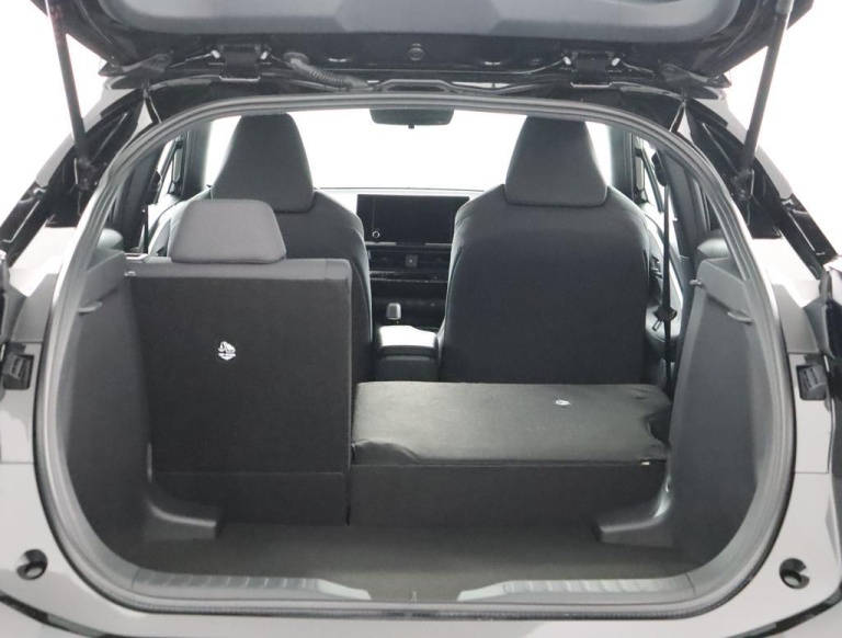Toyota C-HR - 1.8 Hybrid 140 Active 24