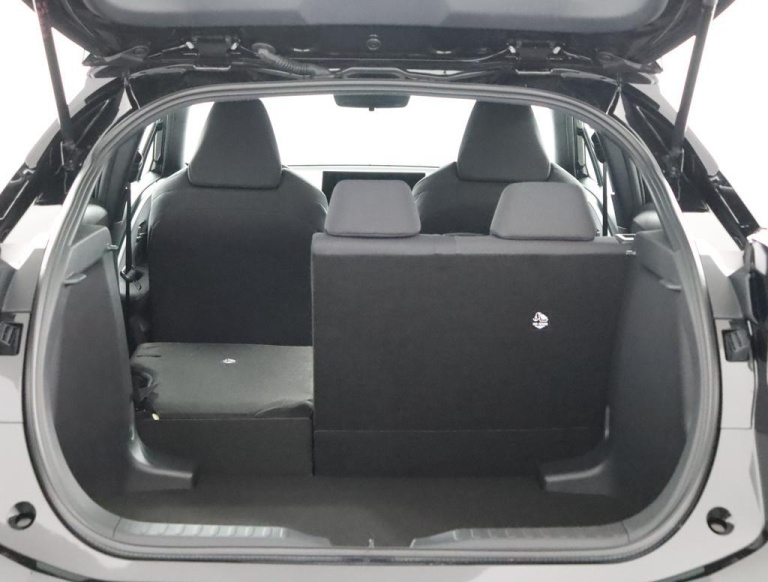 Toyota C-HR - 1.8 Hybrid 140 Active 25