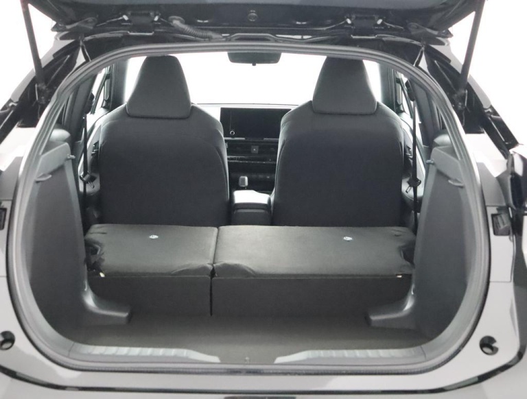 Toyota C-HR - 1.8 Hybrid 140 Active 26