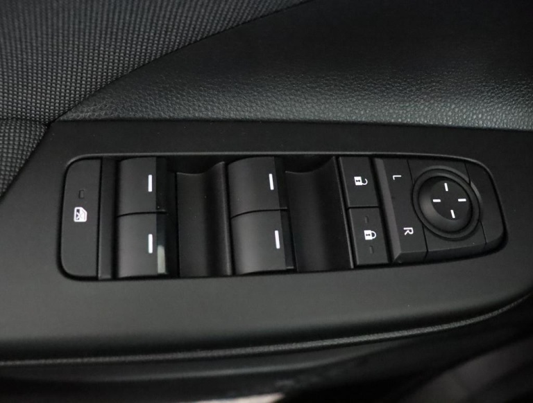 Toyota C-HR - 1.8 Hybrid 140 Active 29